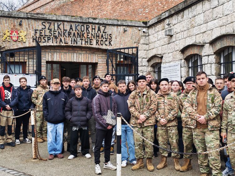 Kirándulás és tárlatvezetés a Honvéd Kadét Program keretében