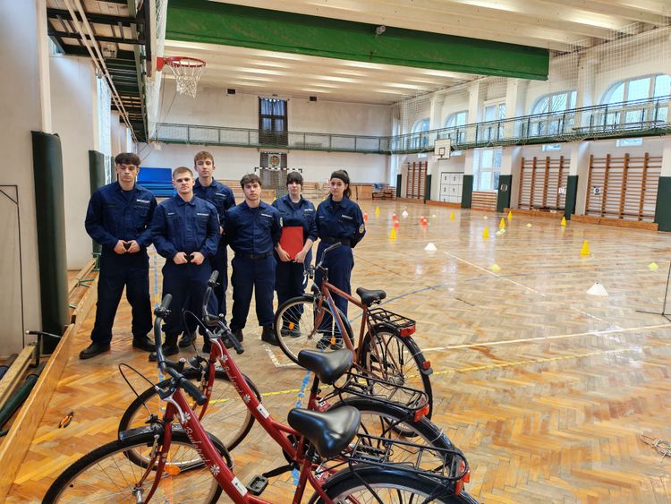 Szakmák szívdobbanása – "Biztonságban veled"